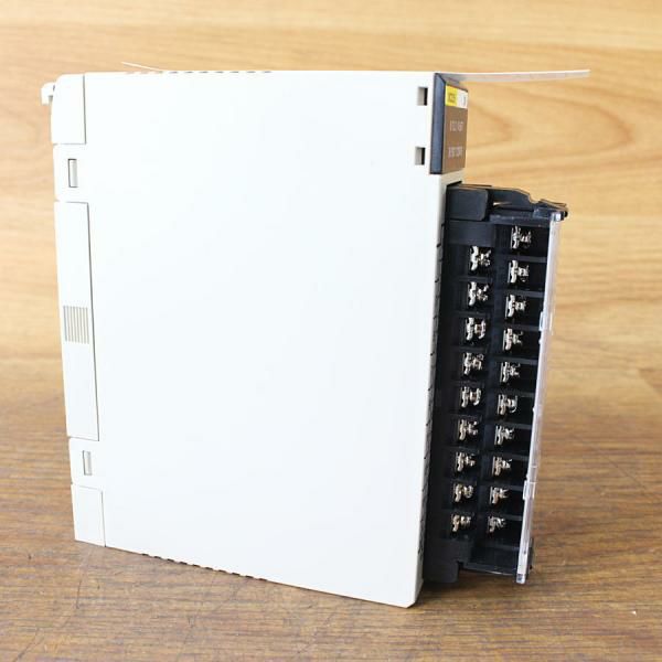 OMRON/オムロン C200H-OC225 プログラマブルコントローラ 出力