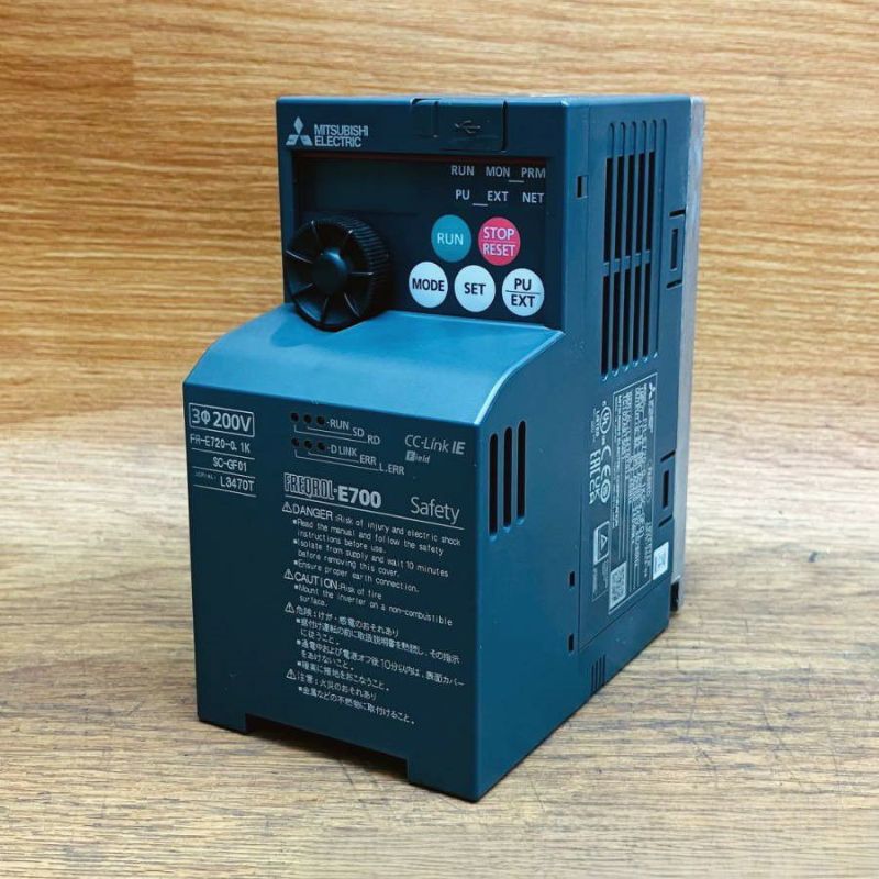 MITSUBISHI ELECTRIC/三菱電機 FR-E720-0.1KSC-GF01 0.1kW