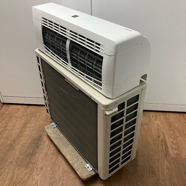 シャープ AY-P56F2-W 5.6kW 18畳 ルームエアコン AY-P56F2-W 2022年