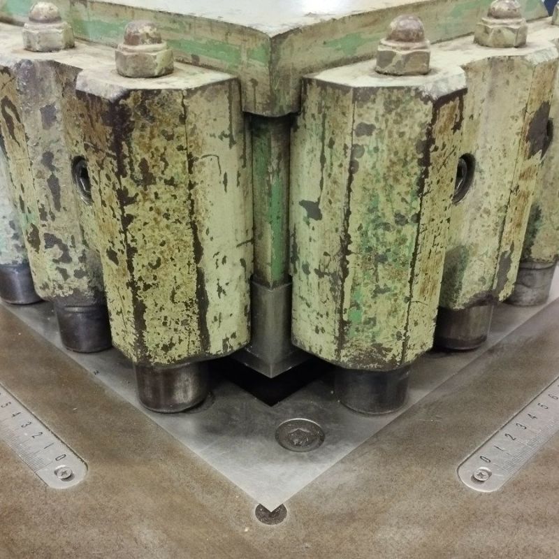 竹田機械 タケダ機械 TC-22N-6 25t コーナーシャー 板厚6mm