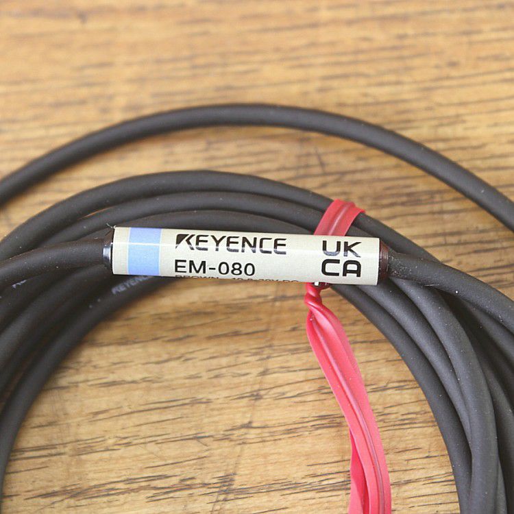 KEYENCE プロキシミティセンサー EM-080 KEYENCE/キーエンス EM-080 アンプ中継型近接センサー シールド