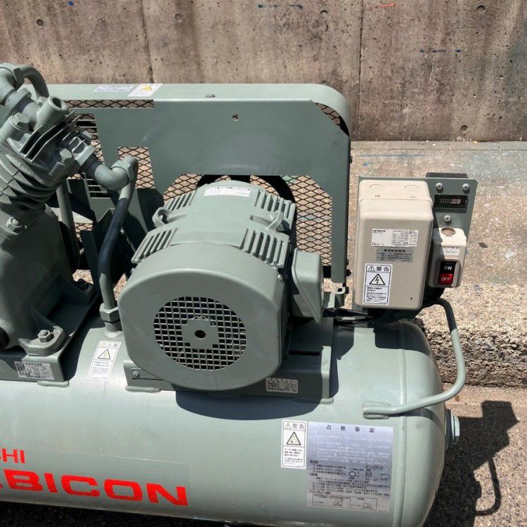 HITACHI 1.5 AIR PUNCH コンプレッサー　通電確認済み HITACHI/日立産機システム 軽搬型 常圧エアーコンプレッサー AIR