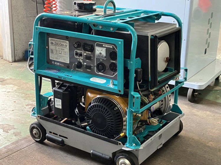 DENYO/デンヨー 2.8kVA インバーター発電機 GA-2800ES-IV セルスタート
