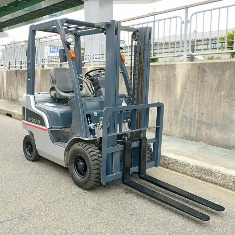 【決まりました】 NISSANフォークリフト NISSAN/日産 EBT-P1F1 1.5t フォークリフト ガソリン式 カウンター