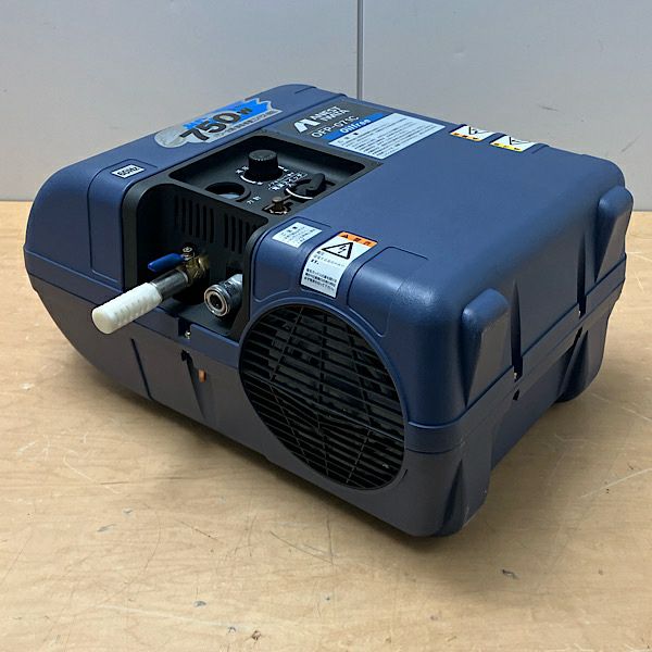 アネスト岩田 0.75kW 1馬力 オイルフリーコンプレッサー ハンディ