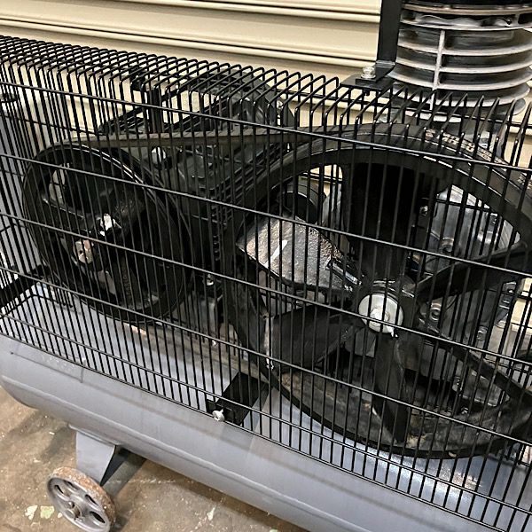 アネスト岩田 TFP15CF-10 1.5kW 2馬力 レシプロコンプレッサー オイル